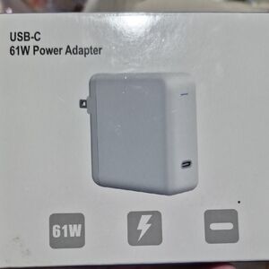 USB-C 61W Power Adapter